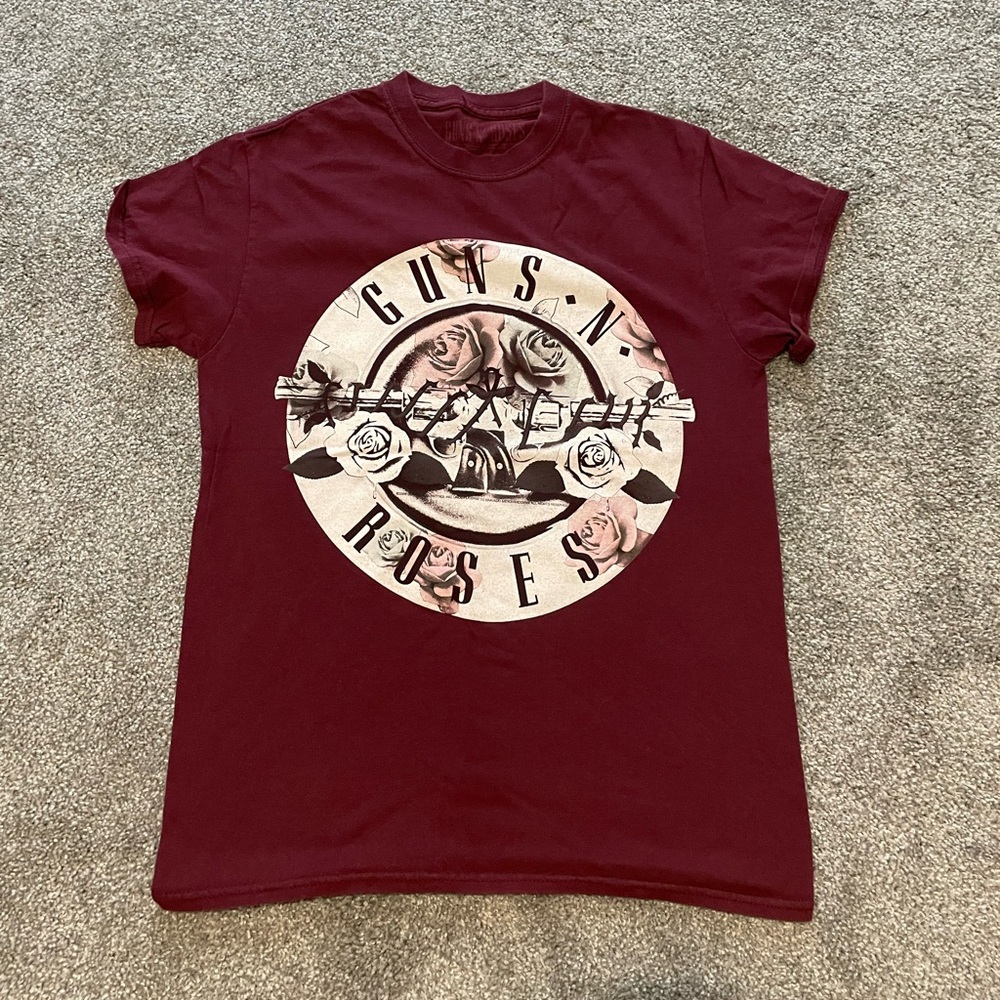 Guns and Roses Tee